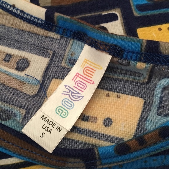 LulaRoe Blue Classic T Cassette Shirt size S - Picture 5 of 6